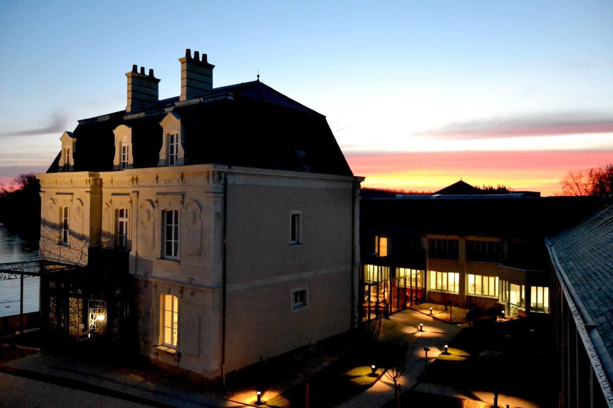 Hotel Les 3 Lieux Les Ponts-de-Cé Exteriér fotografie